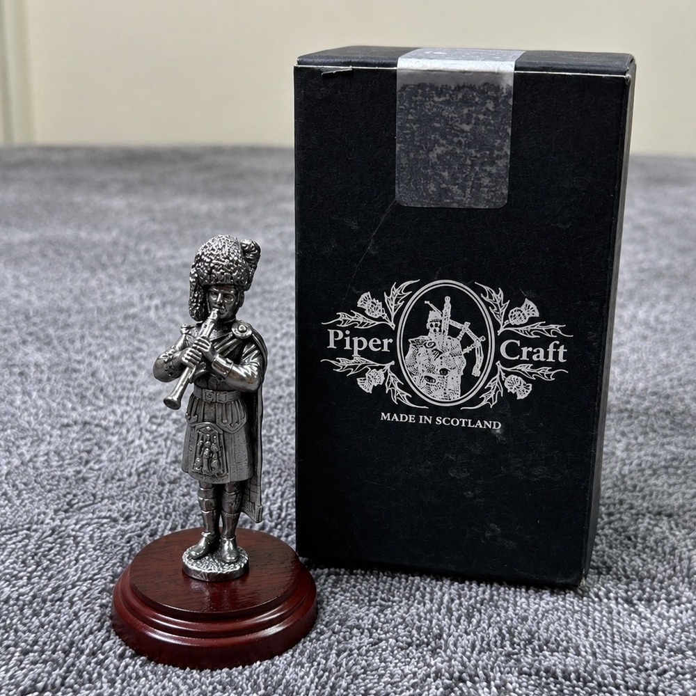 Piper Craft Scotland Pewter Bagpiper Figurine on Wood Base with Box